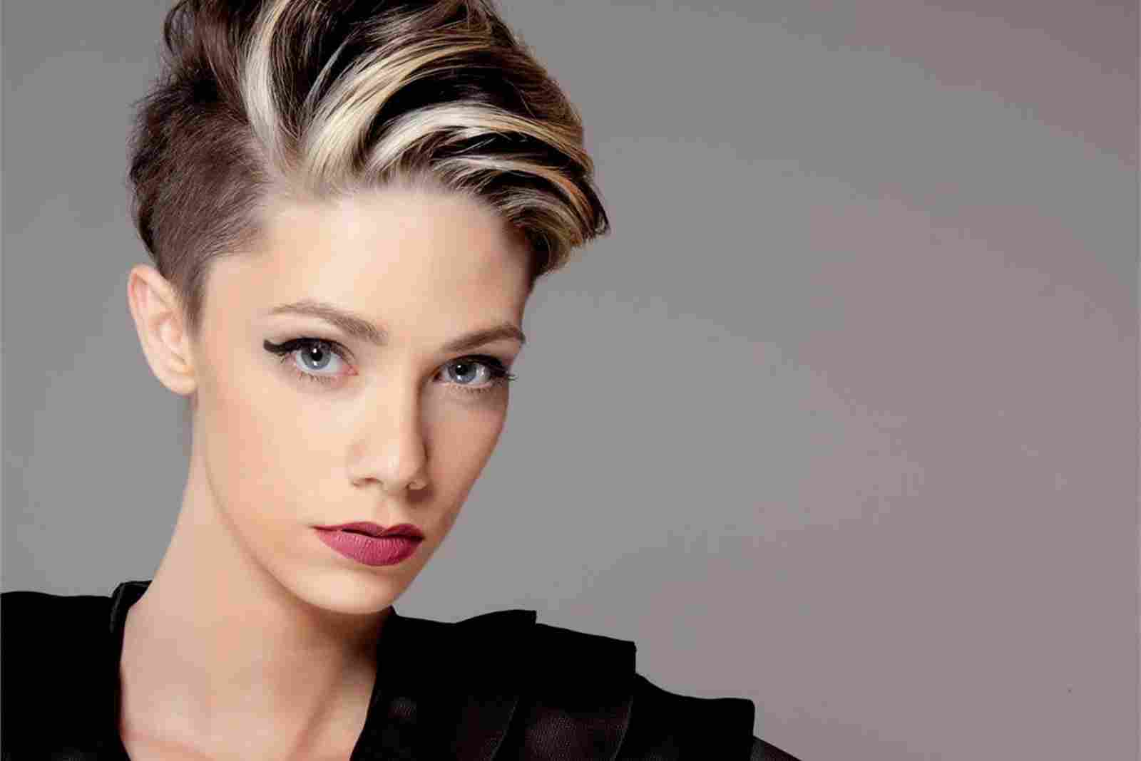 Choosing the Right Highlights for Short Hair